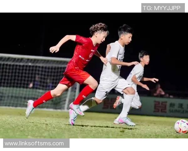 广州足球培训助力青少年成长打造未来足球明星的摇篮